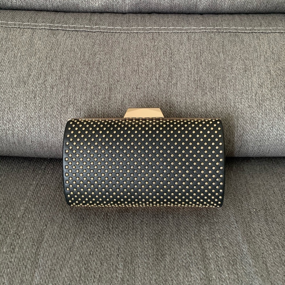 bebe clutch